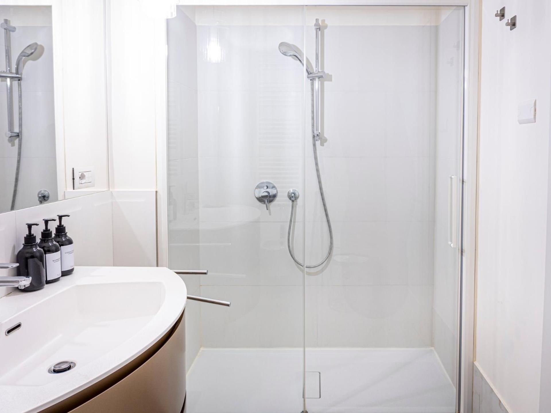 Luxury Sant'Ambrogio Apartment Milano Eksteriør billede